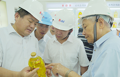 中国粮油学会专家组莅临青岛CQ9电子科技现场考察